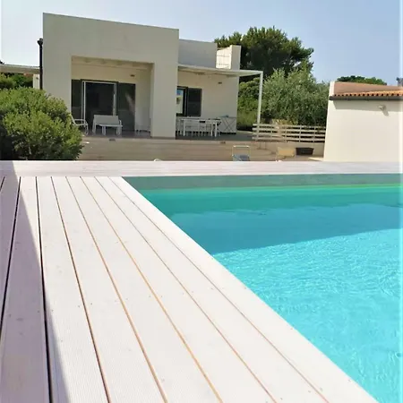 Del Sole فيلة بليميرو